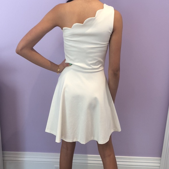 🎉HOST PICK🎉 White Dress - Picture 2 of 2